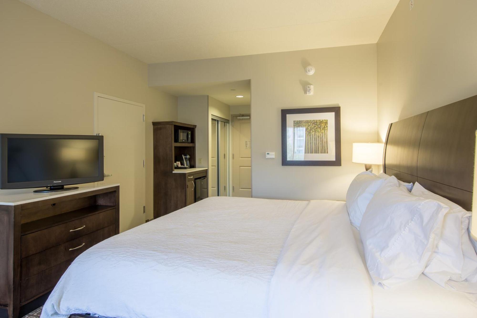 Hilton Garden Inn Raleigh Кері Екстер'єр фото