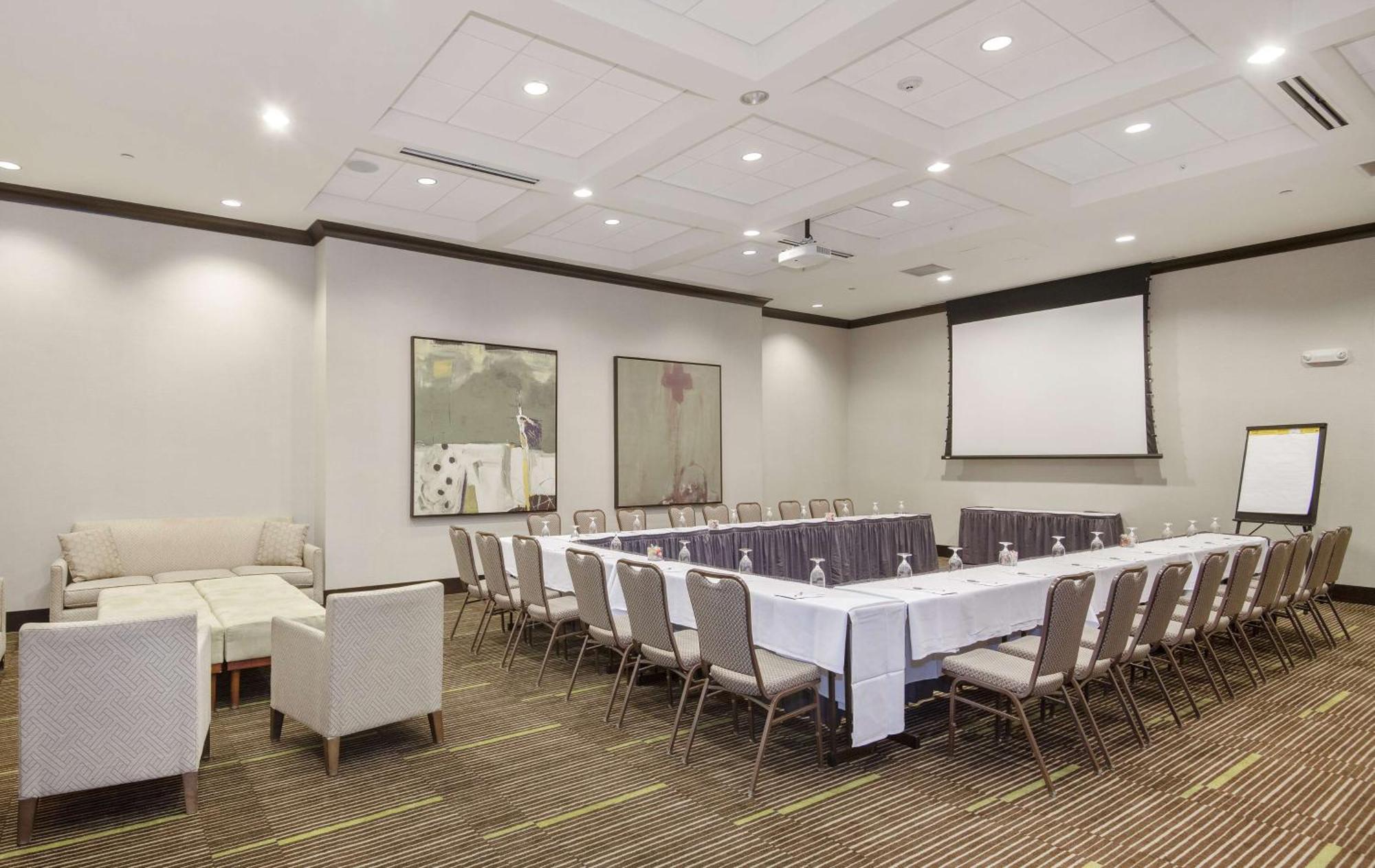Hilton Garden Inn Raleigh Кері Екстер'єр фото