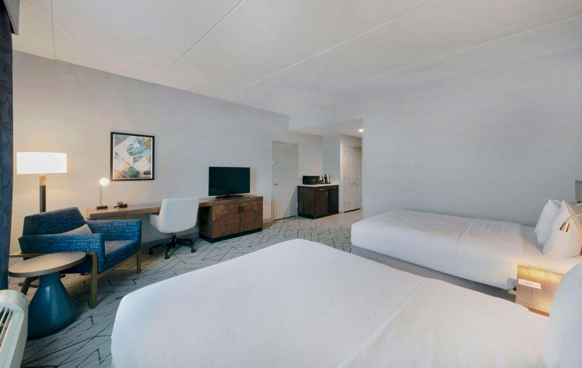 Hilton Garden Inn Raleigh Кері Екстер'єр фото