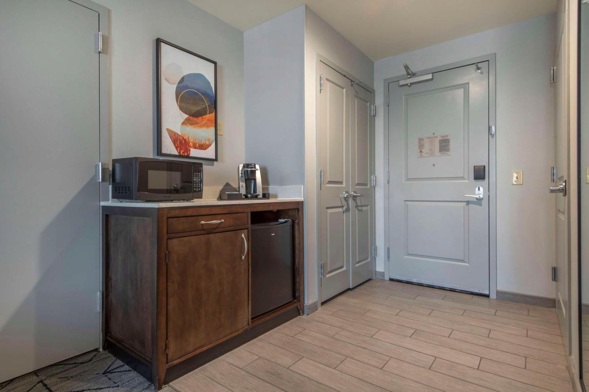 Hilton Garden Inn Raleigh Кері Екстер'єр фото