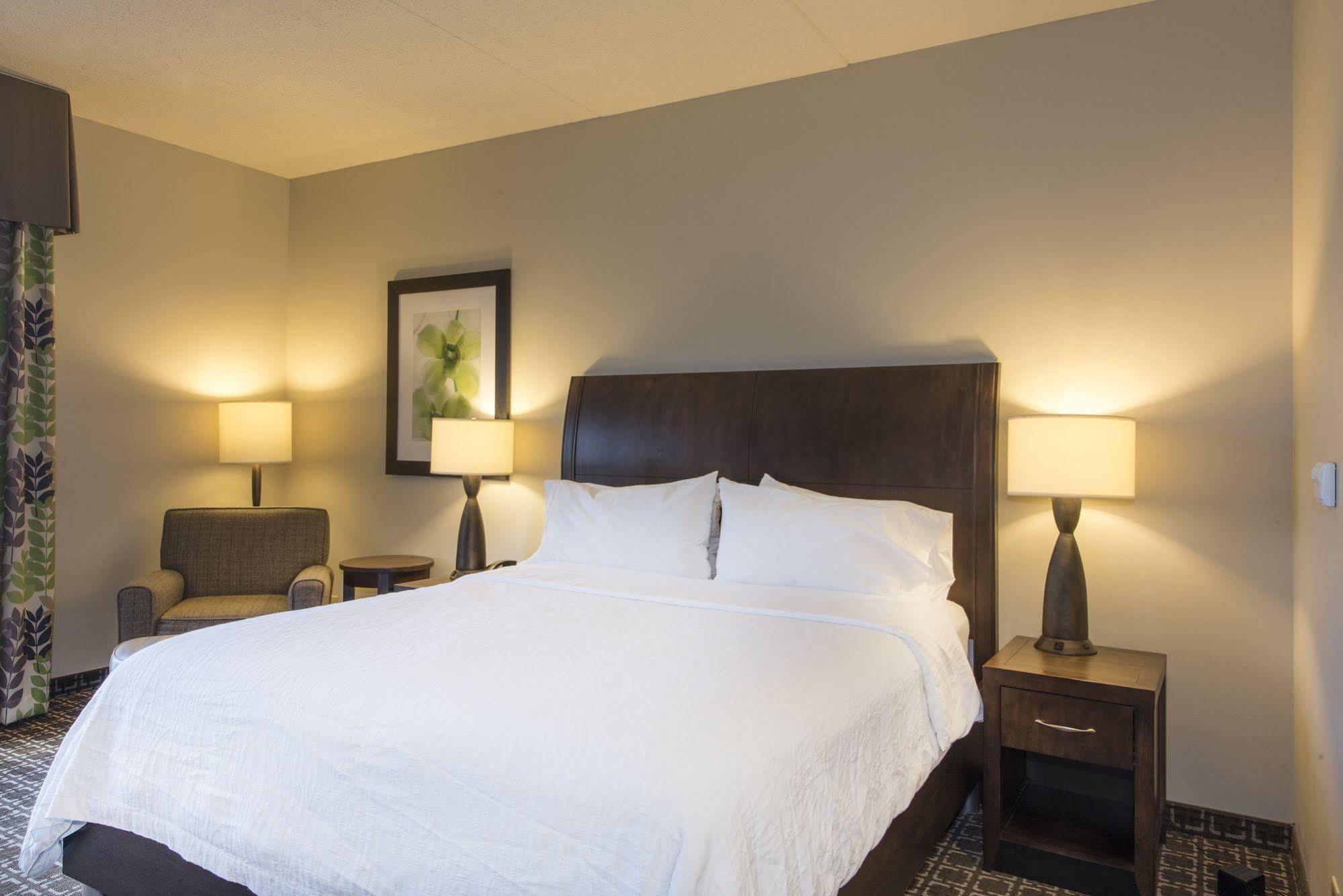 Hilton Garden Inn Raleigh Кері Екстер'єр фото